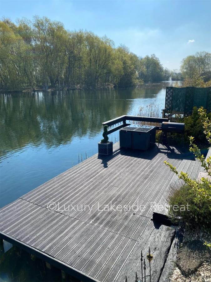 Lakeside Retreat With Hot Tub & Fishing Peg At Tattershall Lakes Country Park Ξενοδοχείο Εξωτερικό φωτογραφία